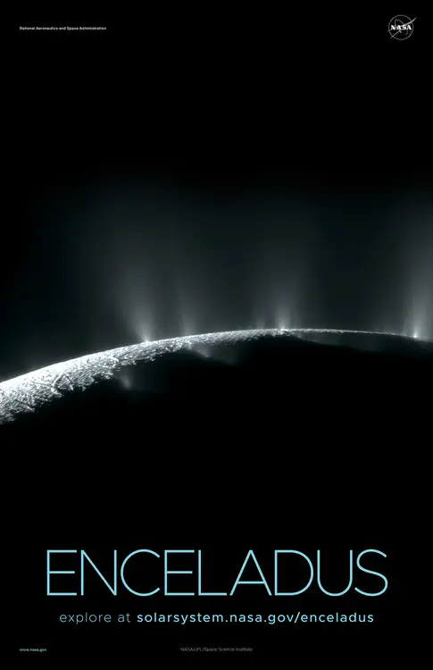 [Espectaculares plumas](https://solarsystem.nasa.gov/resources/806/bursting-at-the-seams-the-geyser-basin-of-enceladus/), tanto grandes como pequeñas, rocían agua, hielo y vapor desde muchos lugares a lo largo de las famosas *franjas de tigre* cerca del polo sur de la luna de Saturno, Encélado. Crédito: NASA/JPL-Caltech/Instituto de Ciencias Espaciales ⬇️ PDF de alta resolución [aquí](https://solarsystem.nasa.gov/system/downloadable_items/1541_Enceladus_D_PDF.zip)