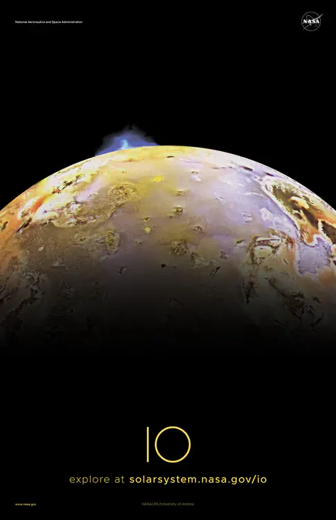 La nave espacial Galileo de la NASA captó a la luna de Júpiter, Io, la tercera luna más grande del planeta, sufriendo una erupción volcánica. Crédito: NASA/JPL/Universidad de Arizona ⬇️ PDF de alta resolución [aquí](https://solarsystem.nasa.gov/system/downloadable_items/1481_Io_B_PDF.zip)